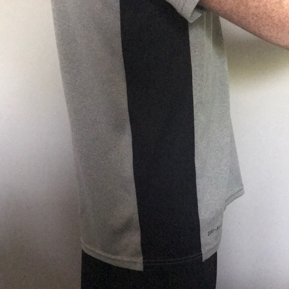 Nike - Dry Fit - Picture 2 of 4